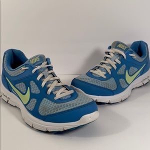 Nike 7Y lunarlon running shoes